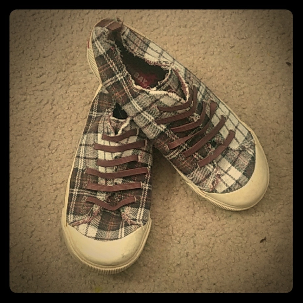 Plaid sneakers